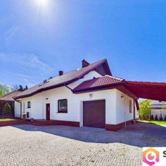 Przestronny dom z ogrodem i strefą relaksu