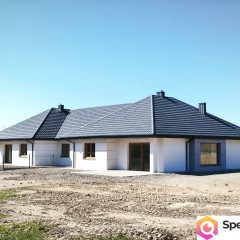 Bungalow z ogromną działką