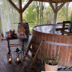 Gorąca sauna, ciepła Ukrainska Łaznia, sala kominowa, witki,