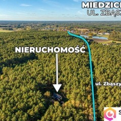 Leśny dom pośród jezior w Miedzichowie
