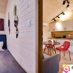 Domek z prywatnym jacuzzi - Wakacje - 100m od Energylandii!
